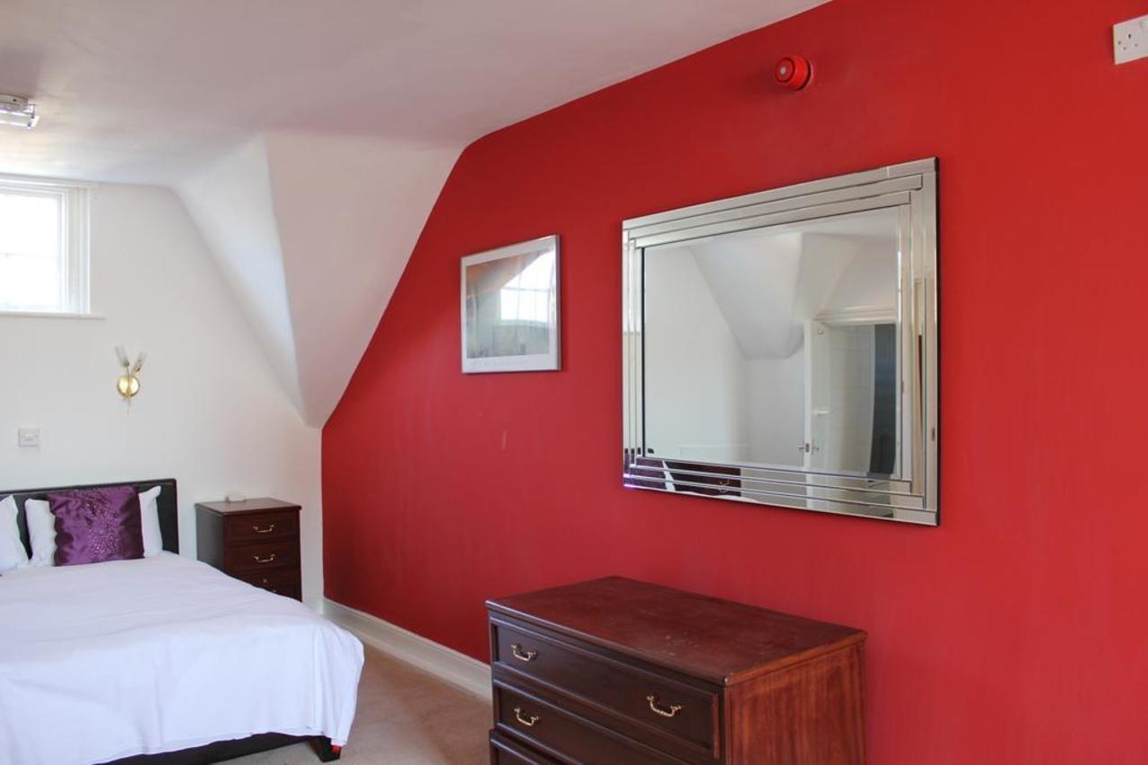 The George Hotel Stansted Airport Bishop's Stortford Exterior foto