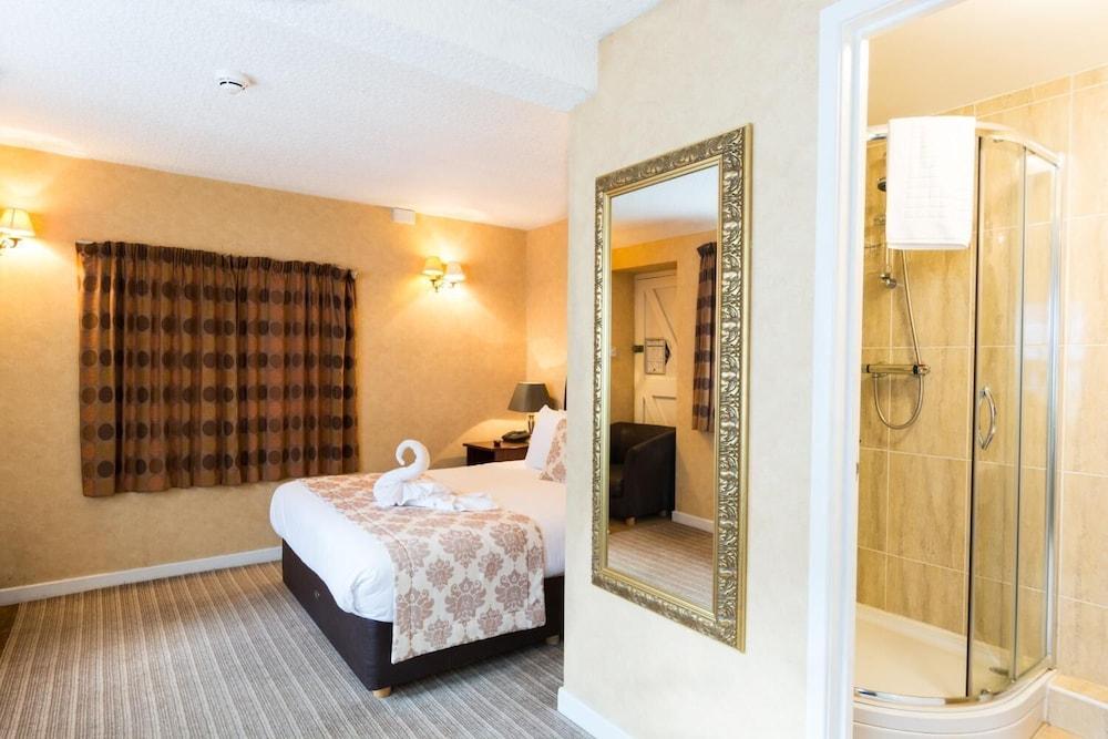 The George Hotel Stansted Airport Bishop's Stortford Exterior foto